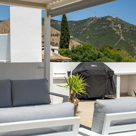 Apartment Modern Gem With Large Terrace And Sea Views