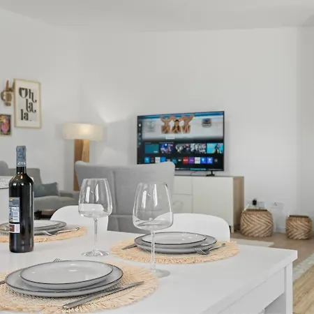 Apartment Modern Gem With Large Terrace And Sea Views *