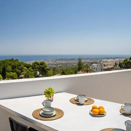 아파트 Modern Gem With Large Terrace And Sea Views *