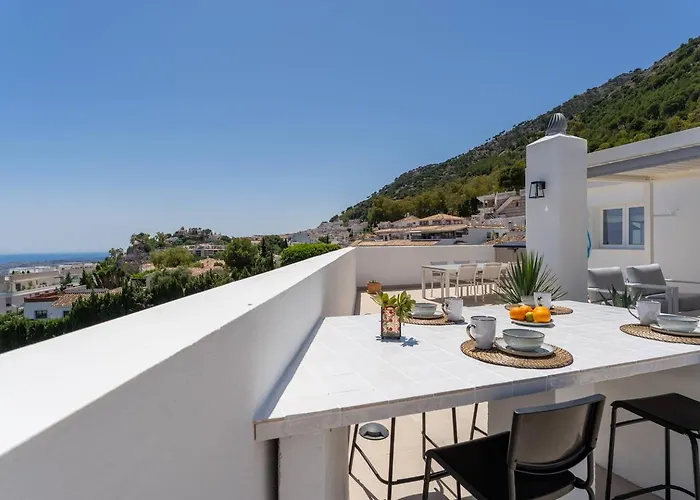 Modern Gem With Large Terrace And Sea Views *