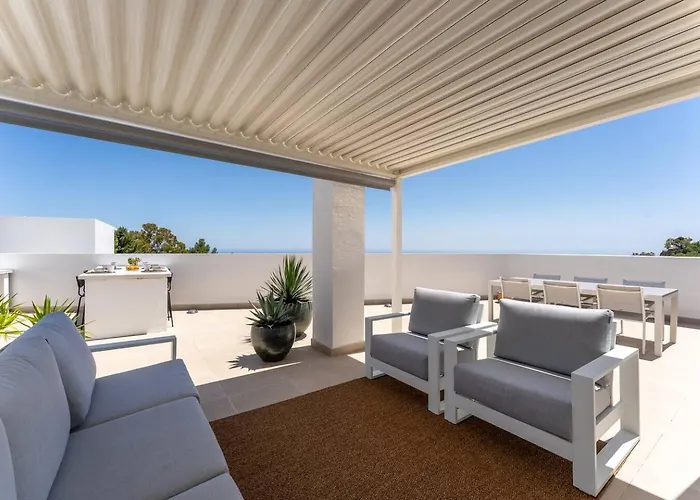 Modern Gem With Large Terrace And Sea Views Lägenhet Mijas